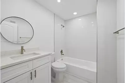 5703 NW 48th Ave, Coconut Creek, FL 33073 - Photo 17