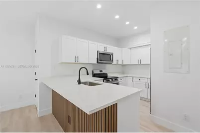 5703 NW 48th Ave, Coconut Creek, FL 33073 - Photo 9