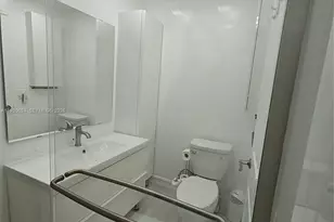 2750 NE 183rd St, Aventura, FL 33160 - Photo 3