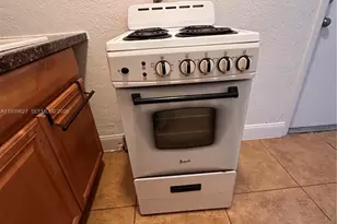 6131 SW 39th St, Miramar, FL 33023 - Photo 15