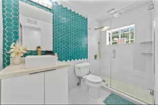 20051 NW 64th Pl, Hialeah, FL 33015 - Photo 13