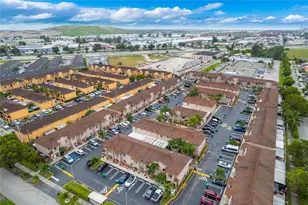 10718 NW 87th Ct, Hialeah Gardens, FL 33018 - Photo 19