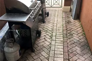 11438 NW 62nd Terrace, Doral, FL 33178 - Photo 9