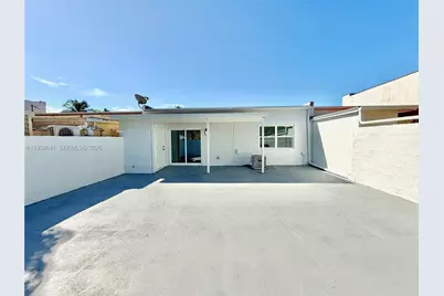 11240 SW 33rd Cir Pl, Miami, FL 33165 - Photo 23
