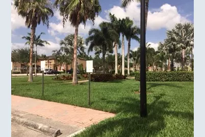 3360 NE 14th Dr #104-30, Homestead, FL 33033 - Photo 5