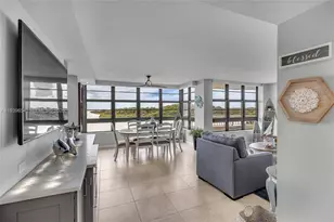 320 Seaview Ct, Marco Island, FL 34145 - Photo 5