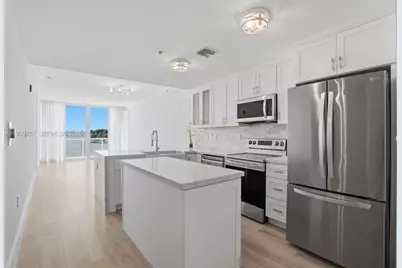 6580 Indian Creek Dr #304, Miami Beach, FL 33141 - Photo 1