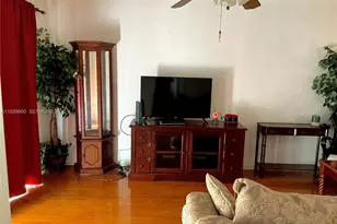 200 Ashbury Rd, Hollywood, FL 33024 - Photo 17