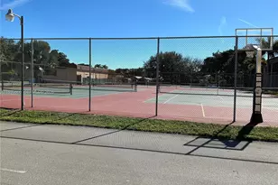 200 Ashbury Rd, Hollywood, FL 33024 - Photo 29