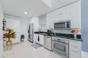 60 SW 13th St, Miami, FL 33130 - Photo 5