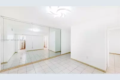 199 SW 12th Ave #313E, Miami, FL 33130 - Photo 5