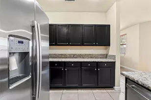 9116 SW 227th Terrace, Cutler Bay, FL 33190 - Photo 17