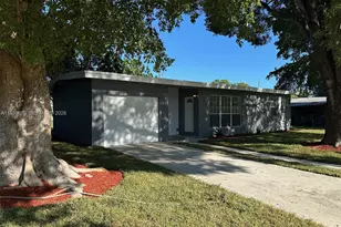 1521 NE 43rd Ct, Pompano Beach, FL 33064 - Photo 7