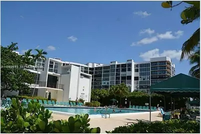 800 Parkview Dr #1018, Hallandale Beach, FL 33009 - Photo 25