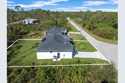 14059 Barbet Ln, Port Charlotte, FL 33981 - Photo 3