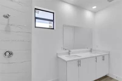 14059 Barbet Ln, Port Charlotte, FL 33981 - Photo 9