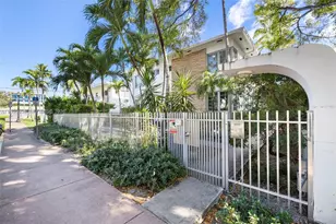 1045 Lenox Ave., Miami Beach, FL 33139 - Photo 17