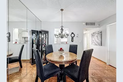 5001 NW 34th St #205, Lauderdale Lakes, FL 33319 - Photo 3