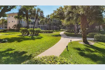 5001 NW 34th St #205, Lauderdale Lakes, FL 33319 - Photo 33