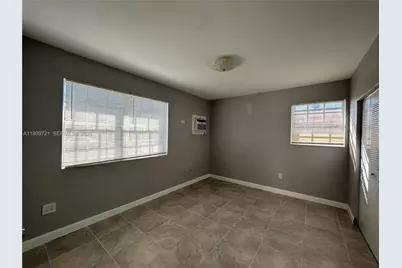 15020 NE 6th Pl #15020, Miami, FL 33161 - Photo 19