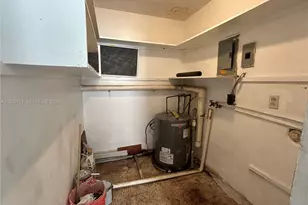 15020 NE 6th Pl, Miami, FL 33161 - Photo 23