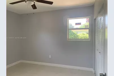 15020 NE 6th Pl #15020, Miami, FL 33161 - Photo 11