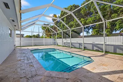 2410 Gulfstream Dr, Miramar, FL 33023 - Photo 35