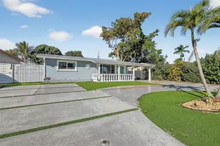 2410 Gulfstream Dr, Miramar, FL 33023 - Photo 3