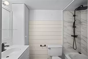 2101 Atlantic Shores Blvd, Hallandale Beach, FL 33009 - Photo 23