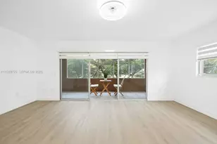 13105 SW 16th Ct, Pembroke Pines, FL 33027 - Photo 11