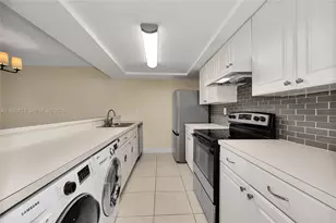 9079 SW 133rd Ct, Miami, FL 33186 - Photo 11