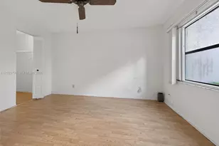 10409 NW 11th St, Pembroke Pines, FL 33026 - Photo 17