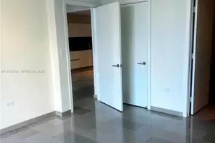 88 SW 7th St, Miami, FL 33130 - Photo 15