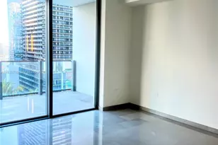 88 SW 7th St, Miami, FL 33130 - Photo 7