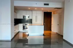 88 SW 7th St, Miami, FL 33130 - Photo 1