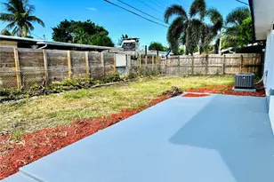 1649 NE 30th Ct, Pompano Beach, FL 33064 - Photo 15