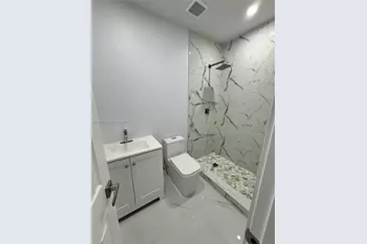 1649 NE 30th Ct, Pompano Beach, FL 33064 - Photo 11