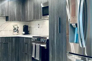 1740 NW N River Dr, Miami, FL 33125 - Photo 15