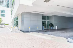 335 S Biscayne Blvd, Miami, FL 33131 - Photo 59