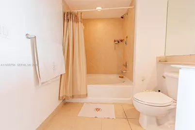 335 S Biscayne Blvd #3005, Miami, FL 33131 - Photo 7