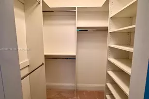 19501 W Country Club Dr, Aventura, FL 33180 - Photo 25