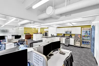 1680 Michigan Ave, Miami Beach, FL 33139 - Photo 29