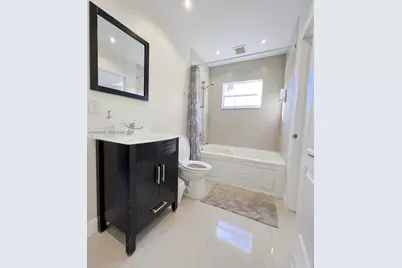 2539 Thomas St, Hollywood, FL 33020 - Photo 9