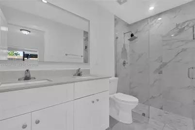 2490 NW 44th St, Miami, FL 33142 - Photo 45