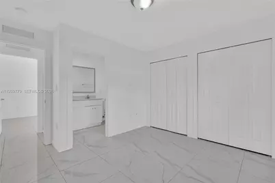 2490 NW 44th St, Miami, FL 33142 - Photo 43