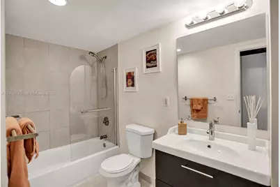 19390 Collins Ave #302, Sunny Isles Beach, FL 33160 - Photo 31