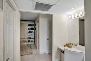 19390 Collins Ave, Sunny Isles Beach, FL 33160 - Photo 29