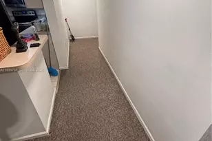 185 SE 14th Terrace, Miami, FL 33131 - Photo 7