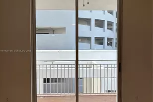 185 SE 14th Terrace, Miami, FL 33131 - Photo 5