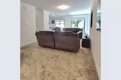250 NW 33rd Ln, Pompano Beach, FL 33069 - Photo 3